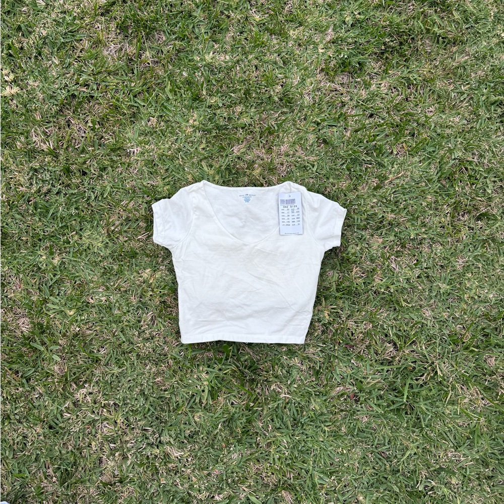 Brandy Melville V Neck Crop Top